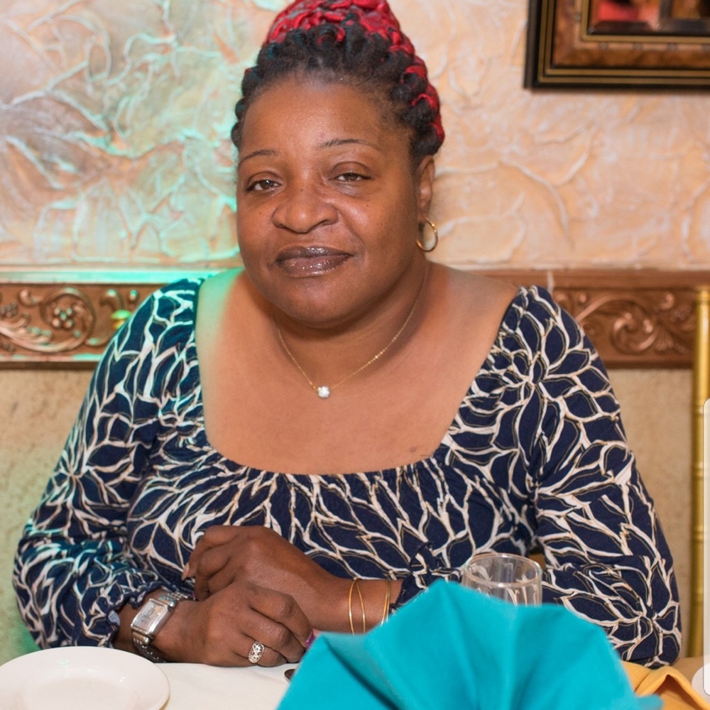 Meet your Posher, Zeneta